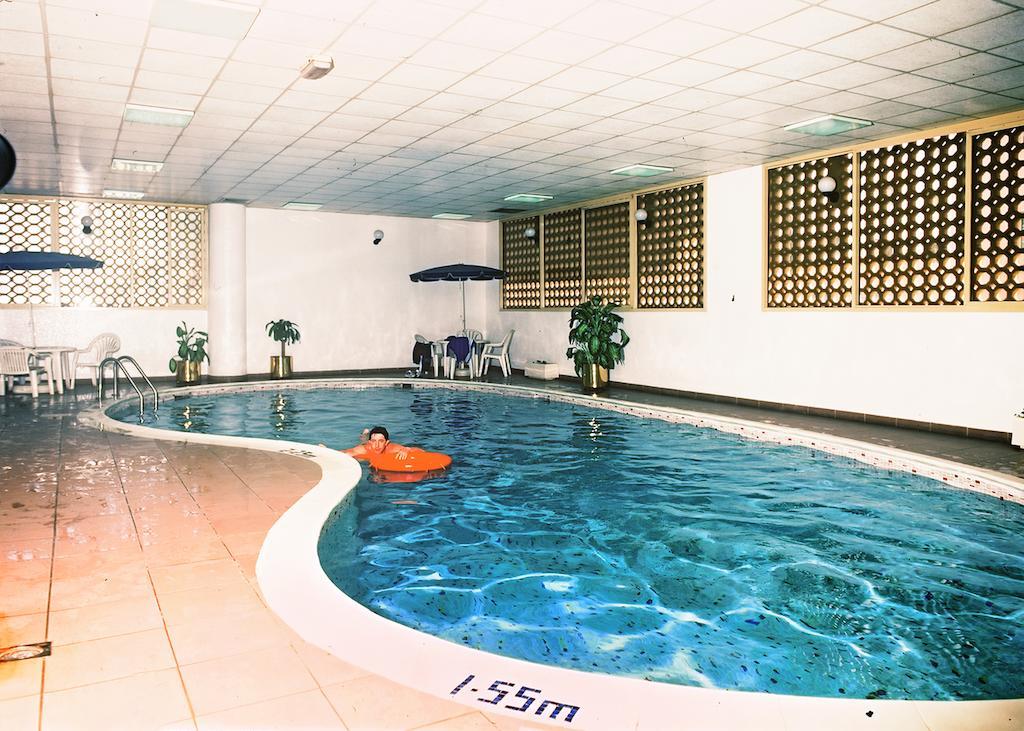 Lavender Hotel Apartments Дубай Экстерьер фото